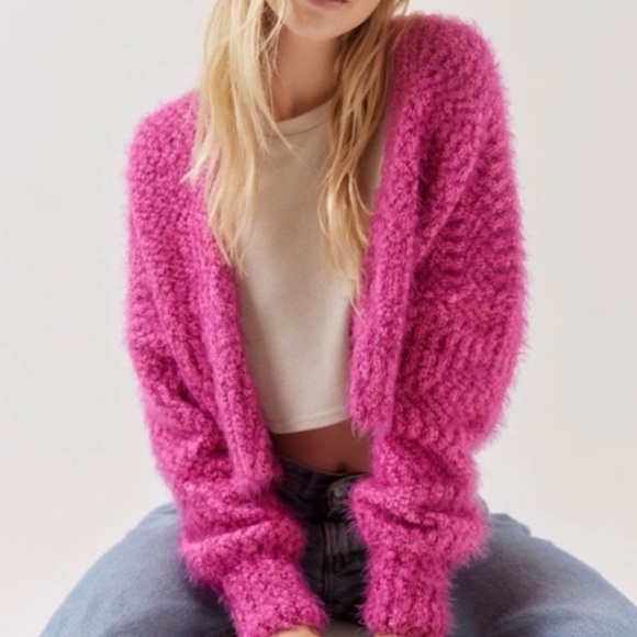 urban outfitters hot pink fuzzy cropped cardigan sweater - Picture 8 of 8